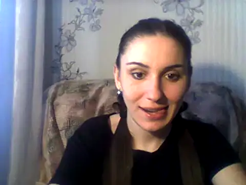 Snapshot of Yuliia30 chatting on February 24, 2025, 11:43 am Yuliia30 online show from February 24, 2025, 11:43 am