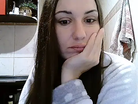 Snapshot of Yuliia30 chatting on October 3, 2025, 12:06 pm Yuliia30 online show from October 3, 2025, 12:06 pm