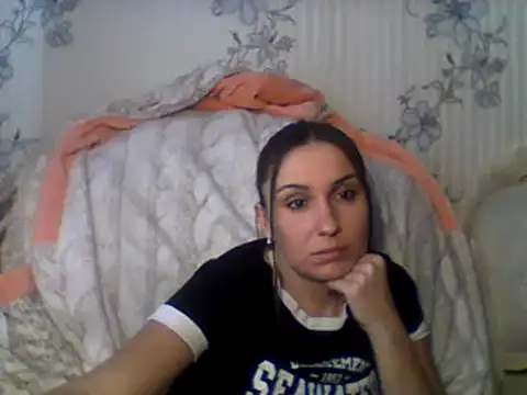 Snapshot of Yuliia30 chatting on February 12, 2025, 9:20 am Yuliia30 online show from February 12, 2025, 9:20 am