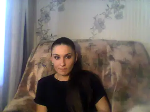 Snapshot of Yuliia30 chatting on February 25, 2025, 12:05 pm Yuliia30 online show from February 25, 2025, 12:05 pm