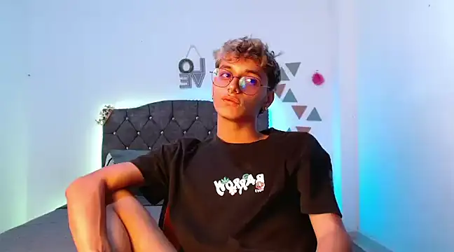 andrew willyams online show from January 18, 2025, 4:53 pm