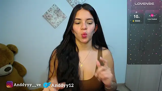 Snapshot of Anddyy__ chatting on May 6, 2026, 3:05 pm Anddyy online show from May 6, 2026, 3:05 pm