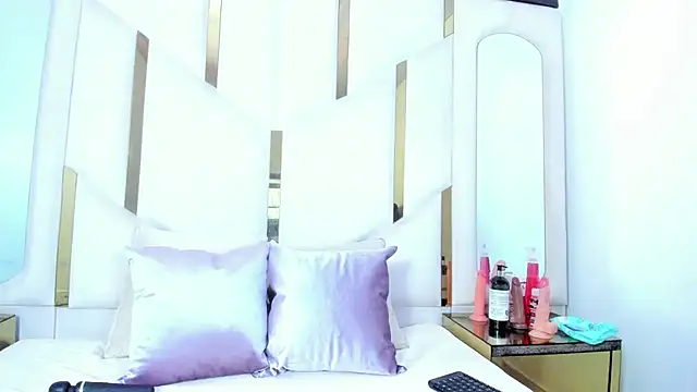 Snapshot of Salmaportman69 chatting on January 8, 2026, 3:51 pm Salmaportman69 online show from January 8, 2026, 3:51 pm