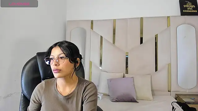 Snapshot of Salmaportman69 chatting on February 20, 2026, 1:24 pm Salmaportman69 online show from February 20, 2026, 1:24 pm