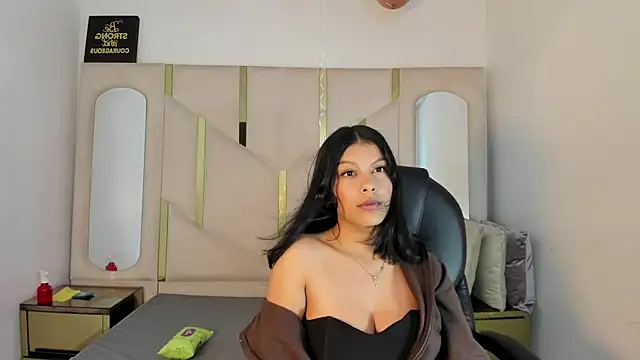 Snapshot of Salmaportman69 chatting on February 4, 2026, 9:10 pm Salmaportman69 online show from February 4, 2026, 9:10 pm