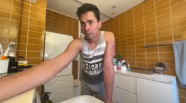 Marcolatin100 online show from February 10, 2025, 7:58 am