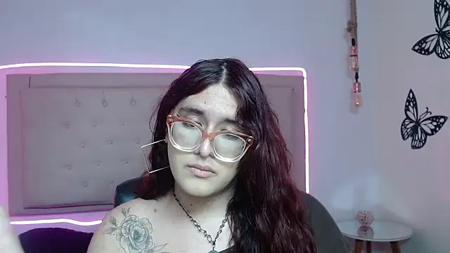 kathepickmanx online show from September 21, 2025, 3:33 am