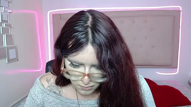 kathepickmanx online show from October 31, 2025, 3:58 am