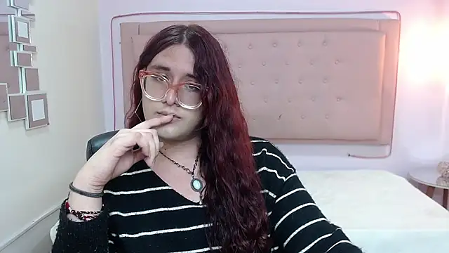 kathepickmanx online show from September 14, 2025, 3:40 am