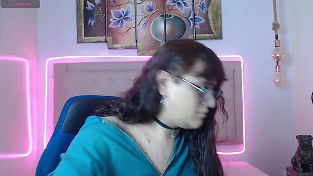 Snapshot of kathepickmanx chatting on April 17, 2026, 3:31 am kathepickmanx online show from April 17, 2026, 3:31 am