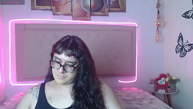 Snapshot of kathepickmanx chatting on March 14, 2026, 3:23 am kathepickmanx online show from March 14, 2026, 3:23 am