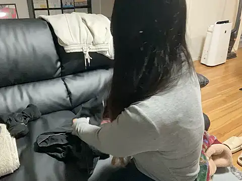 yazawa oO online show from April 21, 2026, 12:56 pm