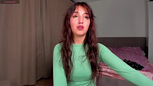 Snapshot of anna_elfi chatting on October 5, 2025, 5:03 pm anna elfi online show from October 5, 2025, 5:03 pm