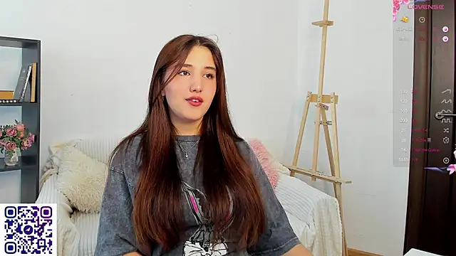 Snapshot of anna_elfi chatting on February 23, 2025, 2:51 am anna elfi online show from February 23, 2025, 2:51 am