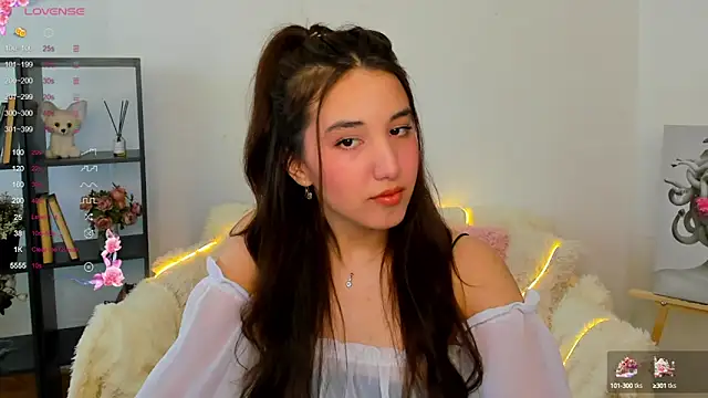 Snapshot of anna_elfi chatting on March 8, 2025, 2:45 am anna elfi online show from March 8, 2025, 2:45 am