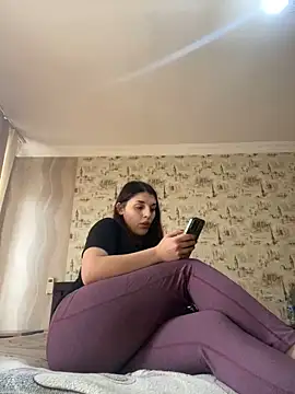 Snapshot of Rosanna_Rennie chatting on February 25, 2025, 11:21 am Rosanna Rennie online show from February 25, 2025, 11:21 am