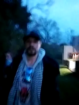 AQuickPhyx online show from March 15, 2025, 2:35 am