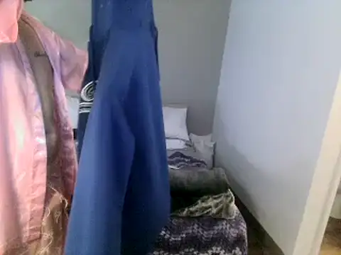 AQuickPhyx online show from February 20, 2025, 7:52 pm