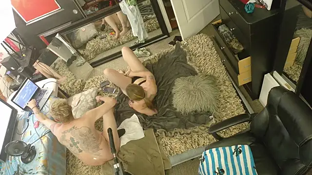 AQuickPhyx online show from March 16, 2026, 11:51 pm