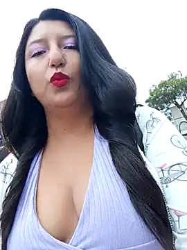 Snapshot of Melyy_Edii chatting on March 20, 2025, 1:26 pm Melyy Edii online show from March 20, 2025, 1:26 pm