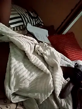 Admireadie online show from October 25, 2025, 8:20 pm