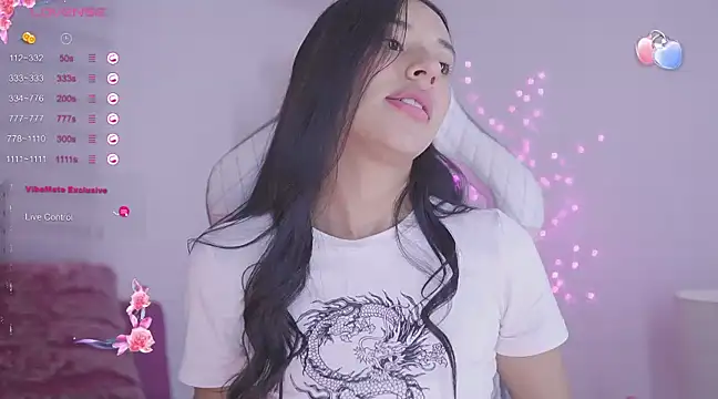 Snapshot of Hade_collinss chatting on February 3, 2025, 8:35 pm Hade collinss online show from February 3, 2025, 8:35 pm