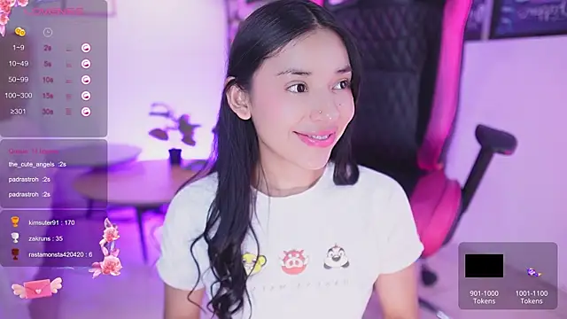 Snapshot of Hade_collinss chatting on March 14, 2025, 10:16 pm Hade collinss online show from March 14, 2025, 10:16 pm