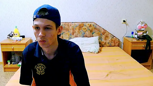 Snapshot of Lester_Broo chatting on March 4, 2025, 5:03 pm Lester Broo online show from March 4, 2025, 5:03 pm