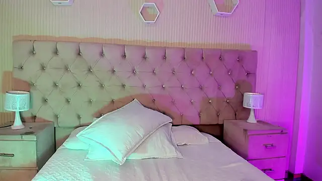 BellaaStorm online show from October 29, 2025, 9:25 pm