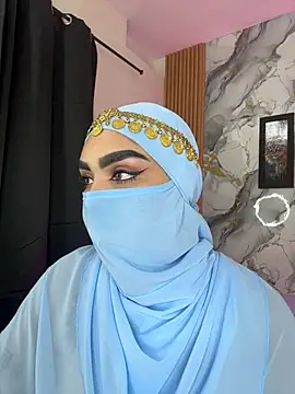 Snapshot of Maissa_Alabi chatting on June 19, 2026, 6:58 pm Maissa Alabi online show from June 19, 2026, 6:58 pm