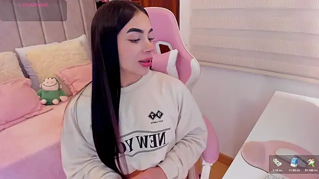 Snapshot of tamy_xoo chatting on September 18, 2025, 6:33 pm tamy xoo online show from September 18, 2025, 6:33 pm