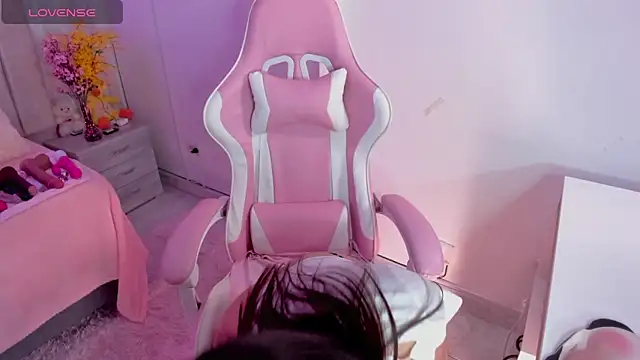 Snapshot of tamy_xoo chatting on March 13, 2025, 8:54 pm tamy xoo online show from March 13, 2025, 8:54 pm