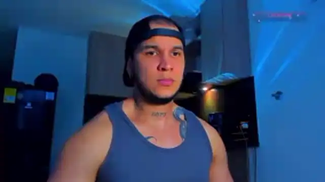 Snapshot of austinoficial chatting on April 9, 2026, 10:38 pm austinoficial online show from April 9, 2026, 10:38 pm