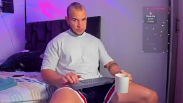 Snapshot of austinoficial chatting on March 5, 2026, 5:37 am austinoficial online show from March 5, 2026, 5:37 am