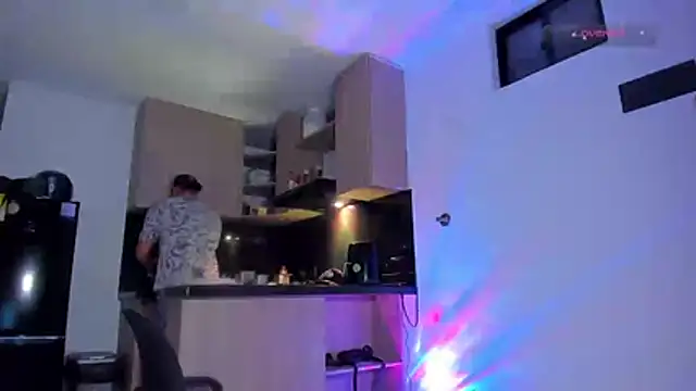 Snapshot of austinoficial chatting on March 30, 2026, 3:08 am austinoficial online show from March 30, 2026, 3:08 am