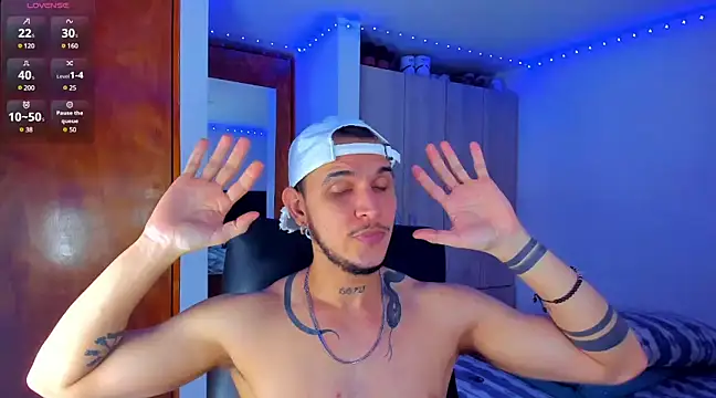 austinoficial online show from March 5, 2025, 8:43 am