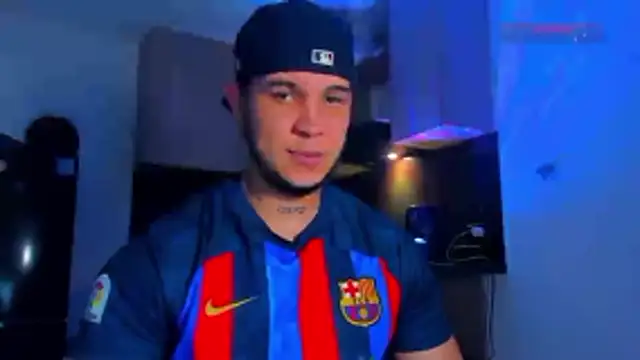 Snapshot of austinoficial chatting on April 9, 2026, 12:56 am austinoficial online show from April 9, 2026, 12:56 am