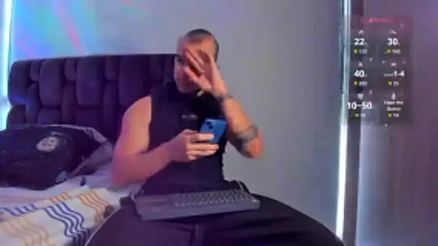 Snapshot of austinoficial chatting on March 6, 2026, 10:16 pm austinoficial online show from March 6, 2026, 10:16 pm