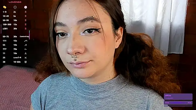 Annycolin  online show from February 5, 2025, 6:48 pm