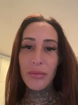 Snapshot of Black_sweet_Rose chatting on January 24, 2025, 11:37 am Black sweet Rose online show from January 24, 2025, 11:37 am