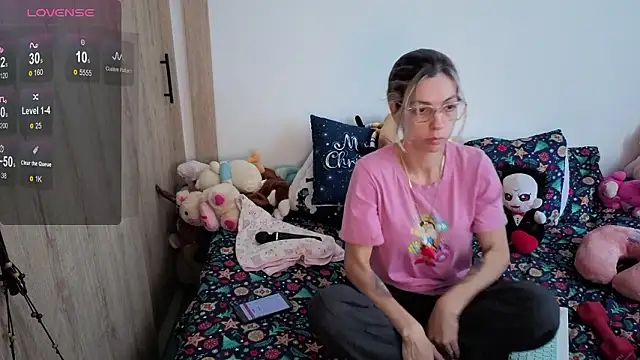 Snapshot of Princezzlove3 chatting on March 10, 2026, 12:31 pm Princezzlove3 online show from March 10, 2026, 12:31 pm