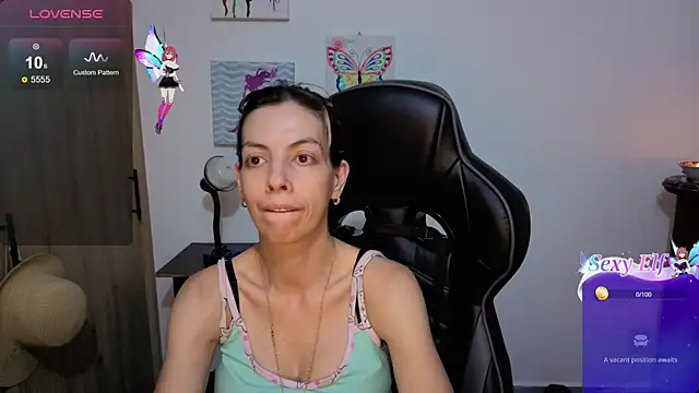 Princezzlove3 online show from June 27, 2026, 1:00 am