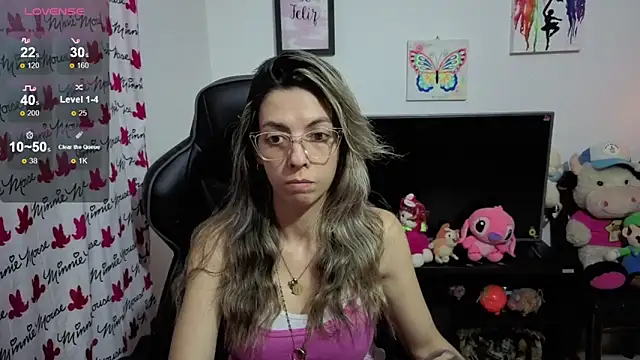 Snapshot of Princezzlove3 chatting on October 2, 2025, 2:15 am Princezzlove3 online show from October 2, 2025, 2:15 am