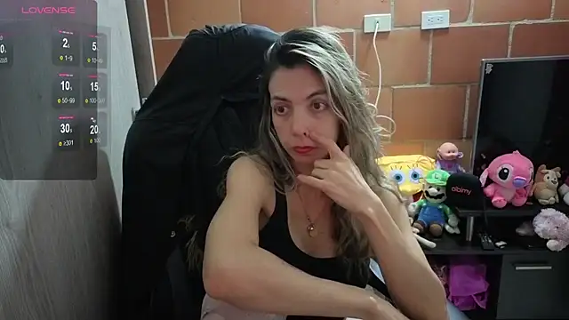 Snapshot of Princezzlove3 chatting on October 12, 2025, 1:51 am Princezzlove3 online show from October 12, 2025, 1:51 am