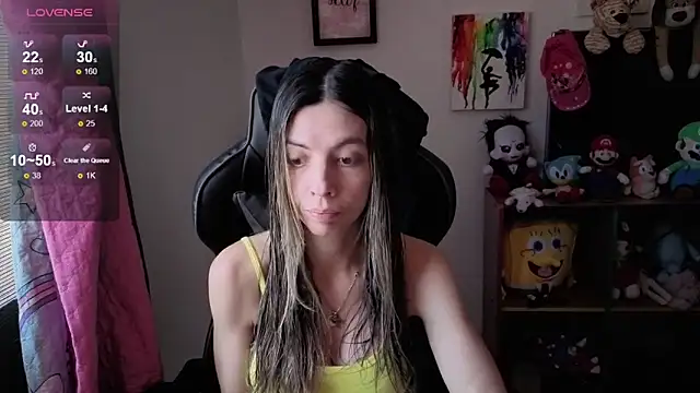 Snapshot of Princezzlove3 chatting on November 8, 2025, 4:10 pm Princezzlove3 online show from November 8, 2025, 4:10 pm