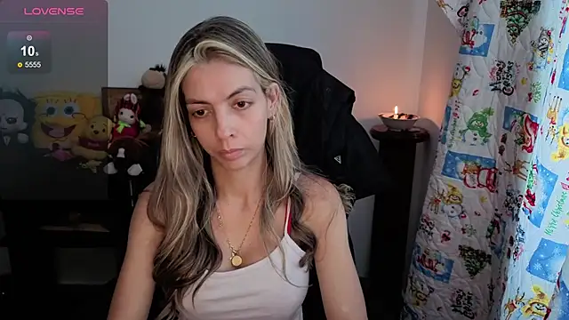 Princezzlove3 online show from January 14, 2026, 5:49 pm