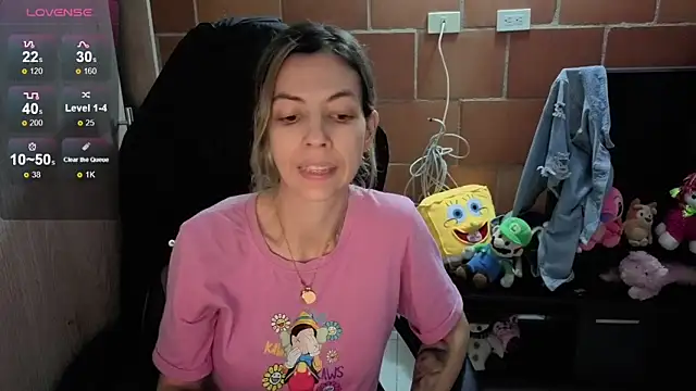 Snapshot of Princezzlove3 chatting on October 11, 2025, 12:55 am Princezzlove3 online show from October 11, 2025, 12:55 am