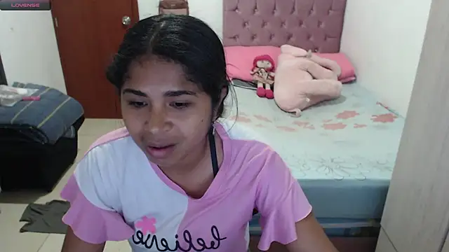 Snapshot of july-feria chatting on October 25, 2025, 10:21 pm july-feria online show from October 25, 2025, 10:21 pm