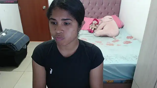 Snapshot of july-feria chatting on October 27, 2025, 7:15 pm july-feria online show from October 27, 2025, 7:15 pm