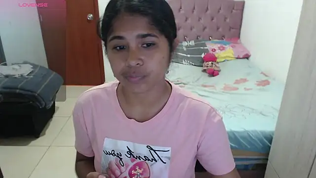 Snapshot of july-feria chatting on November 14, 2025, 9:40 pm july-feria online show from November 14, 2025, 9:40 pm